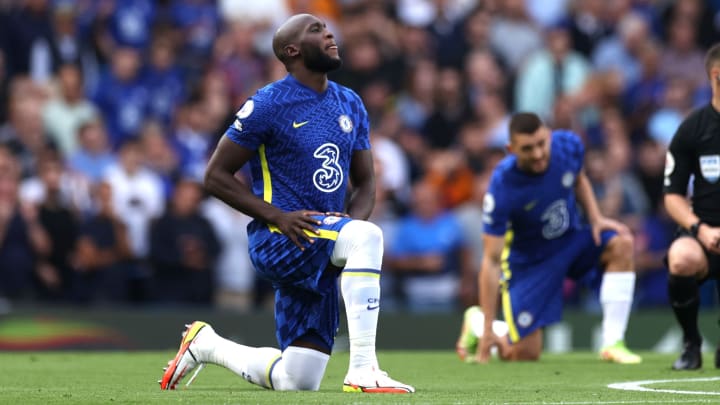 Lukaku Questions The Act Of Taking A Knee Before A Football Match