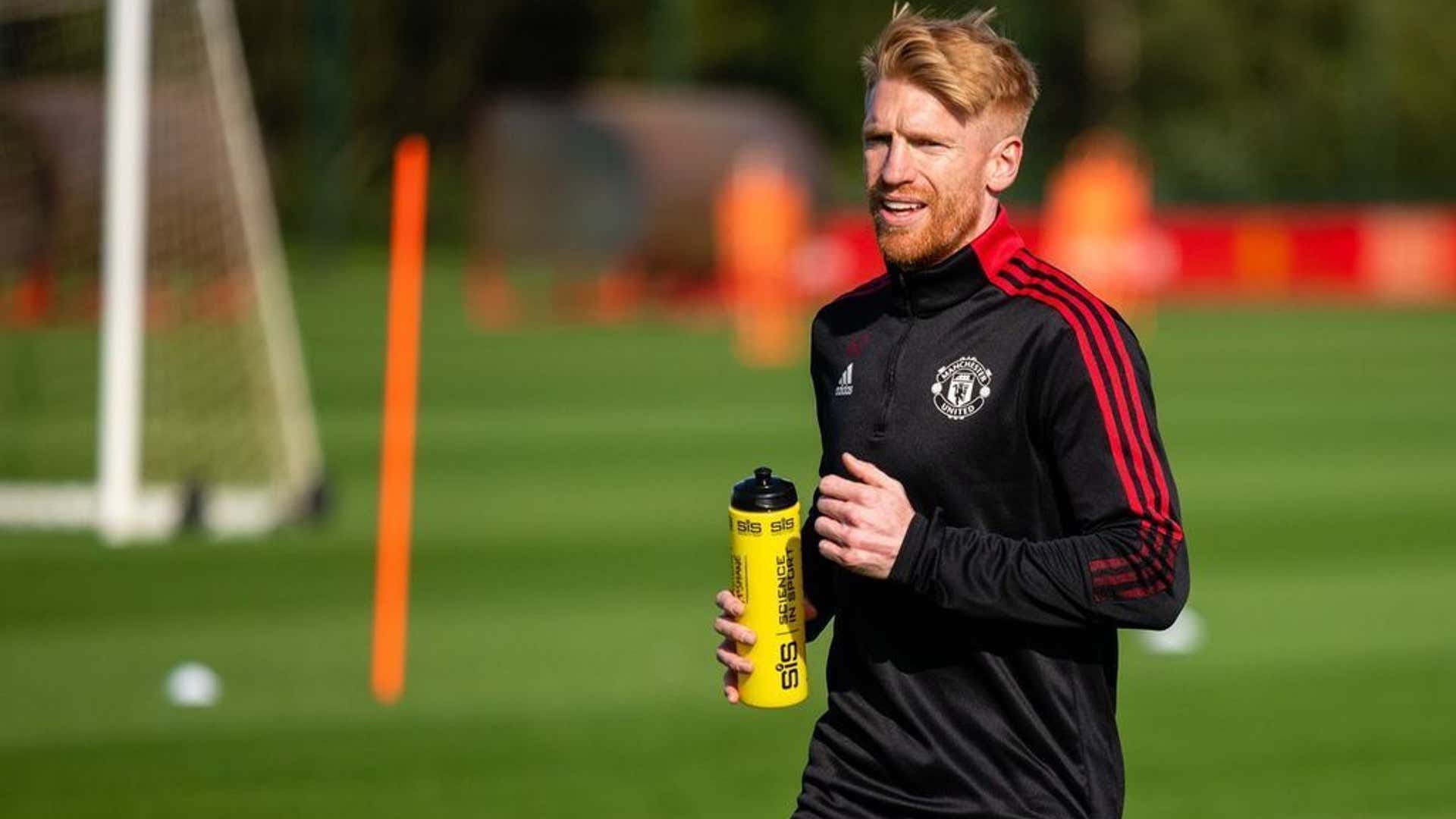 'It was a no-brainer' - Why is 35-year-old journeyman Paul McShane playing for Man Utd Under-23s?