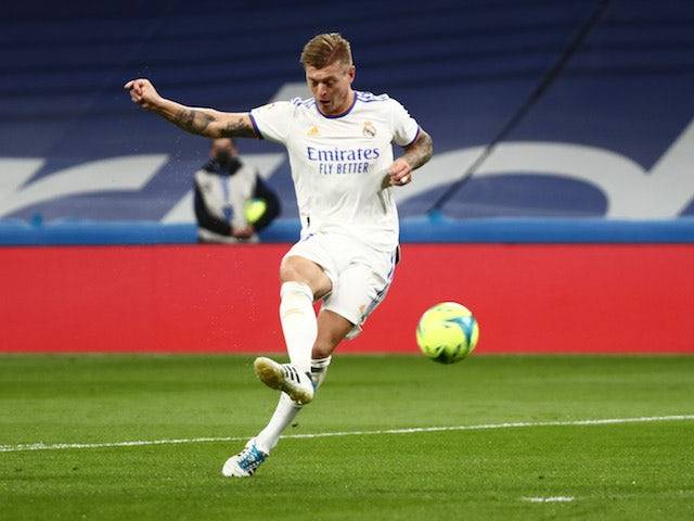 Liverpool 'lining up £25m offer for Toni Kroos'