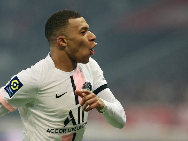 Paris Saint-Germain 'offer Kylian Mbappe €50m-a-year contract'