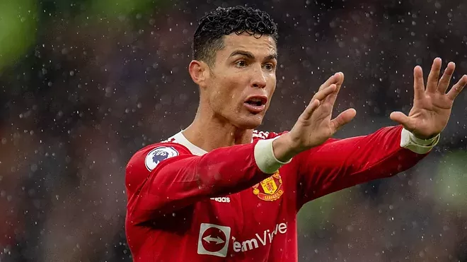 Manchester United's Cristiano Ronaldo shoots down retirement talk